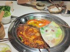 -老房老舍重庆火锅(假日城市店)