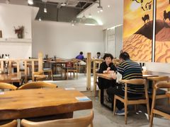大堂-嘻小北·兰州清汤牛肉面(太平洋森活天地店)