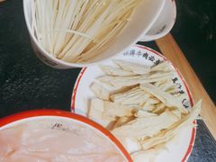 -犊门火锅(长沙五一广场总店)
