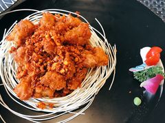 -渝人制造创意餐厅