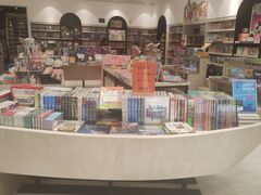 -钟书阁(群光广场店)