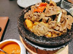 石锅手打牛肉丸-潮堂 · 潮州菜(国贸商城店)