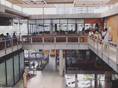 -ROAST coffee & eatery