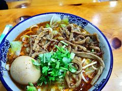-孙浩特色牛杂面板面(华捷道店)