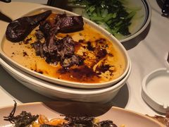 -八府香鸭·啫啫煲(华山路店)