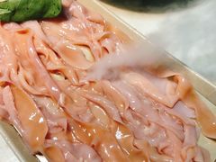 -渝嘴小老弟老火锅(华新村店)