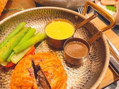 -斯普汇生蚝牛排馆(中骏世界城店)