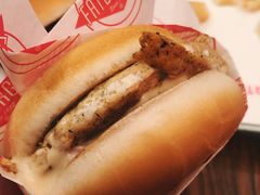 烟熏三文鱼汉堡-FATBURGER 特富客汉堡(外交公寓店)