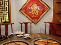 包厢-万里闯关东铁锅炖菜馆(高新旗舰店)