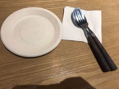 餐具摆设-HELLO 27 意面·沙拉·帕尼尼