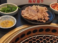 -極屋鮨牛 · 烧肉酒场(时代C馆店)