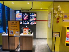 -麦当劳(普陀香溢花城店)