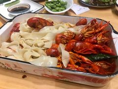 -聚汇三少·龙虾·中餐厅(莫邪路新天地店)