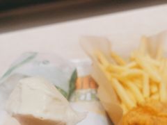 -德克士(汝河路店)