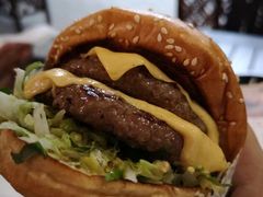 -The Habit Burger Grill 哈比特汉堡(爱琴海店)
