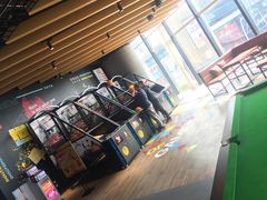 -世代星球·保龄球·镭战真人CS·团建(杨浦店)