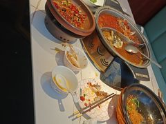 -阿瓦山寨·湘菜现炒·剁椒鱼头王(咸阳总店)