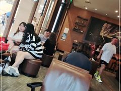 大堂-星巴克(大连柏威年店)