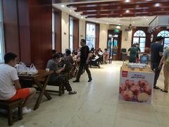 等位区-老鼎丰(靖宇街总店)