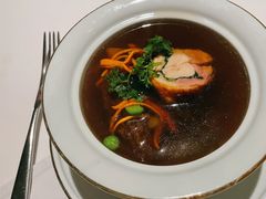 羊肚菌鸡肉卷清汤-蝶舍·MAISON PAPILLON