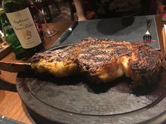 -恰餐厅及酒吧 CHAR Bar & Grill (北京丽都皇冠假日店)