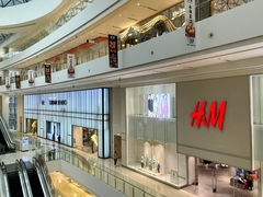 -LuOne凯德晶萃广场(徐家汇路店)
