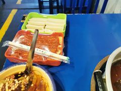 -马路边边 传媒大学店
