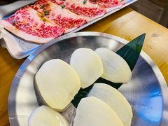 洋葱-弘彩英·烤牛舌·年糕火锅(蓝色港湾店)