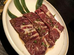 -山川小町·极番烧肉(新地假日广场店)