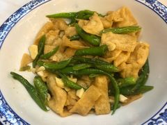 青椒腐竹-栖凤渡烧鸡公