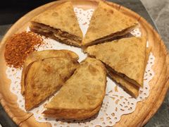 -有红鸡毛店·川菜(建设路店)