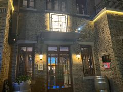 -麦落精酿啤酒餐吧(先农大院店)