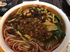 -水平有限螺蛳粉(宏达大厦店)