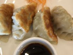-WOLFGANG PUCK KITCHEN & BAR(迪士尼小镇店)
