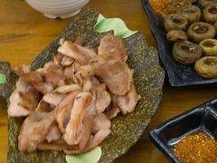 泰式松坂肉-半山湖景小厨(抚仙湖太阳山小镇店)