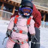 谁家的小宝宝滑雪好可爱呀