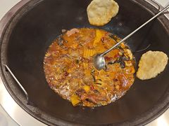 -鲁员外地锅鸡地锅鱼(古墩路店)