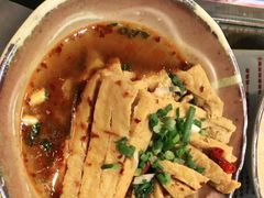 -双燕楼·手工馄饨·汤面小吃(世纪汇店)
