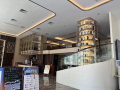 -深圳龙华大浪商业中心亚朵X酒店