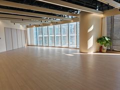 -乐刻瑜伽·普拉提·小瑜荚YogaPod(滨江银泰店)