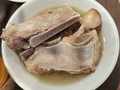 -新峰肉骨茶