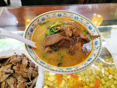 -金杨拉面王小吃面馆·牛三宝面·红烧牛肉粉