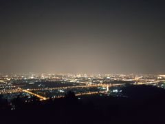 -鬼笑石后山停车场