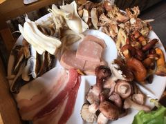 -菌海森林·非遗野生菌火锅(西山区滇池路摩根道店)