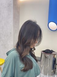 点击看大图 -洛施奇烫发染发沙龙