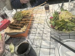-顶峰夜宴·龙虾烧烤大排档(九江学院店)