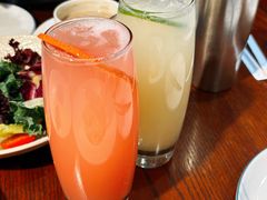 红柚可尔必思-斯比特花园西餐厅(东方商厦店)
