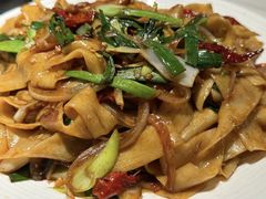 -小河公主秘制烤羊腿(小绿谷店)