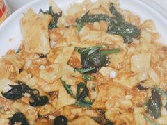 -溢心园香河肉饼总店