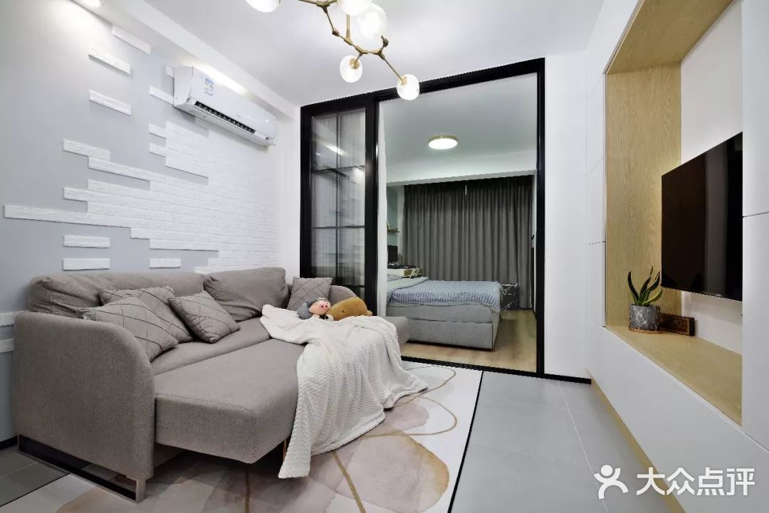 32㎡小户型，装修后面积多出一倍，清爽简约，谁住谁爱！